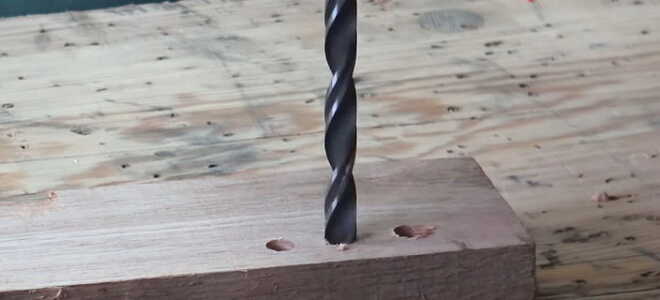 Как расширить отверстие в дереве: пять проверенных способов